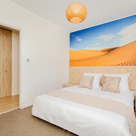 Sahara-dziecko Do 1r Bezp, Sala I Plac Zabaw, Jacuzzi, Sauna, Bilard *