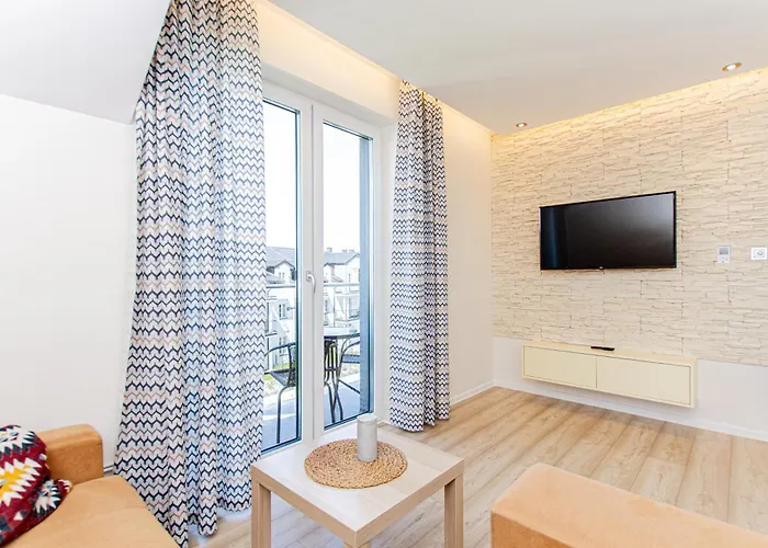 Aisza - Rodzinny Z Placem Zabaw * Jastrzębia Góra